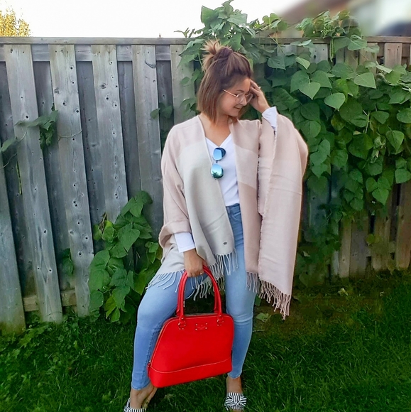 Kate Spade Red bag - Picture 13 of 13